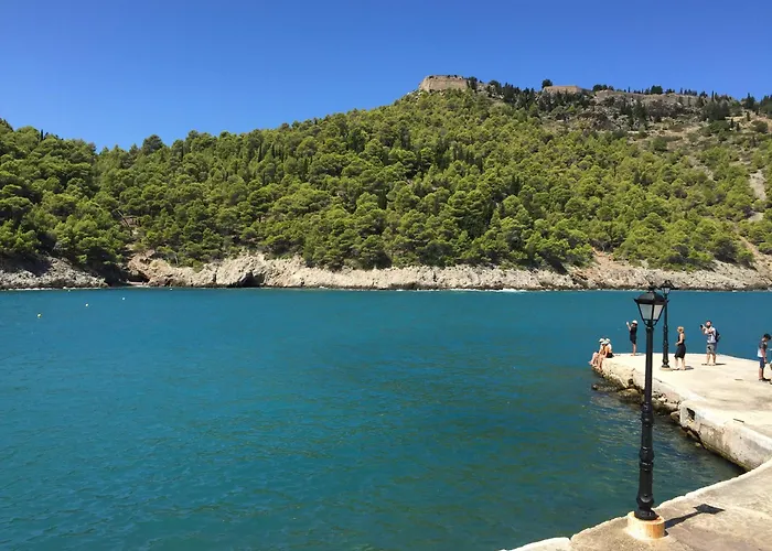 The Cove Assos