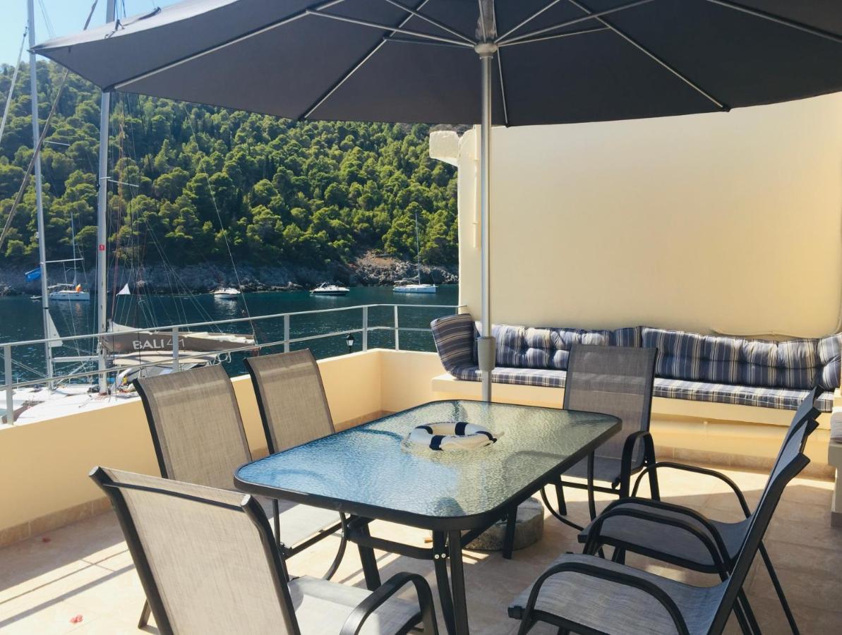 The Cove Assos Asos