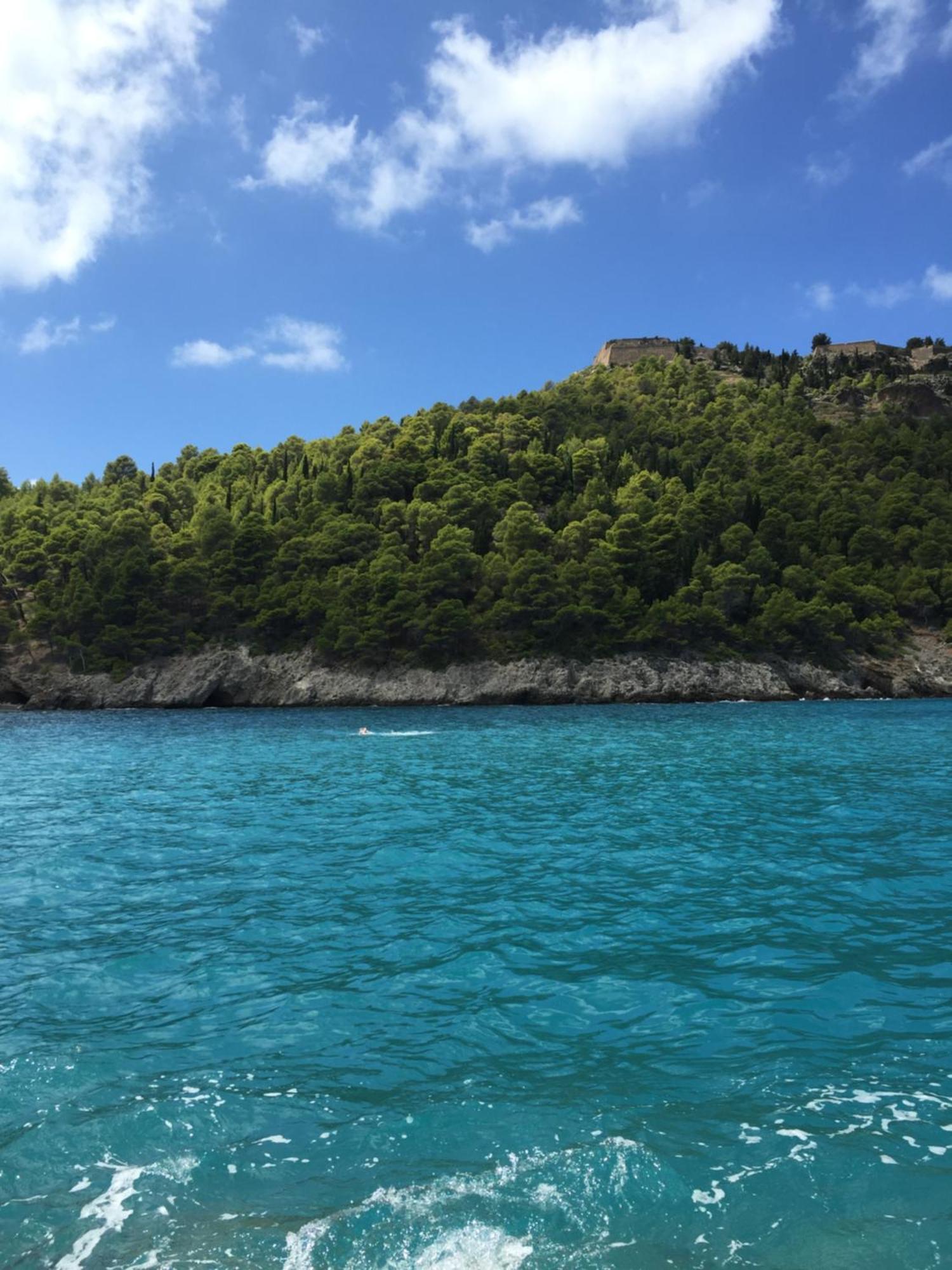 The Cove Assos